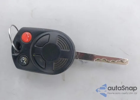 2013 Ford Focus S из США, поврежденный, VIN 1FADP3E21DL380470